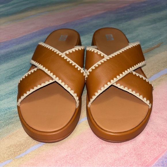 FitFlop Leather Stitch Crochet Mode Slip On Sandals women’s size 10 - Picture 3 of 9